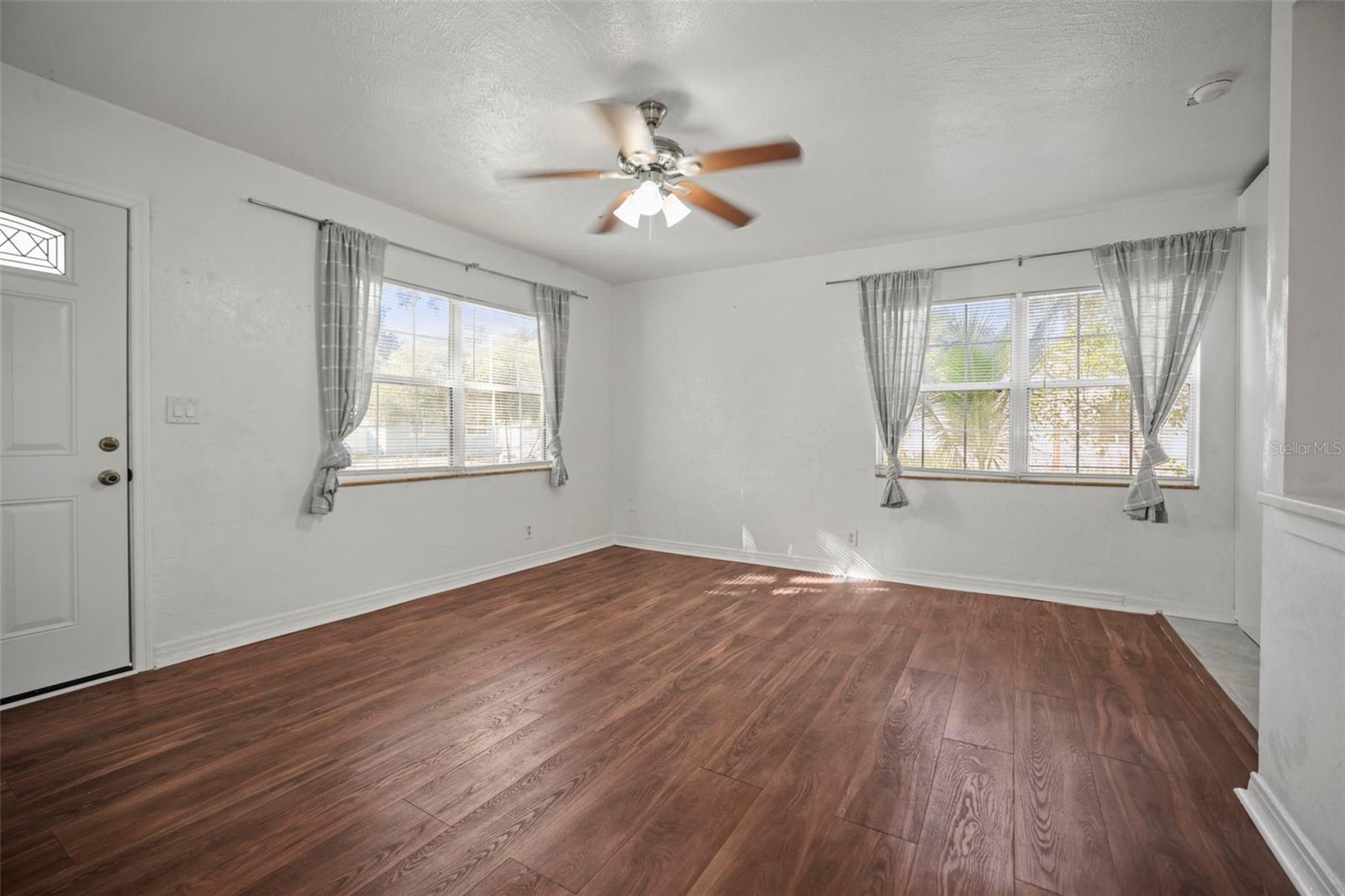 1511 35TH AVE N, ST PETERSBURG, FL, 33704
