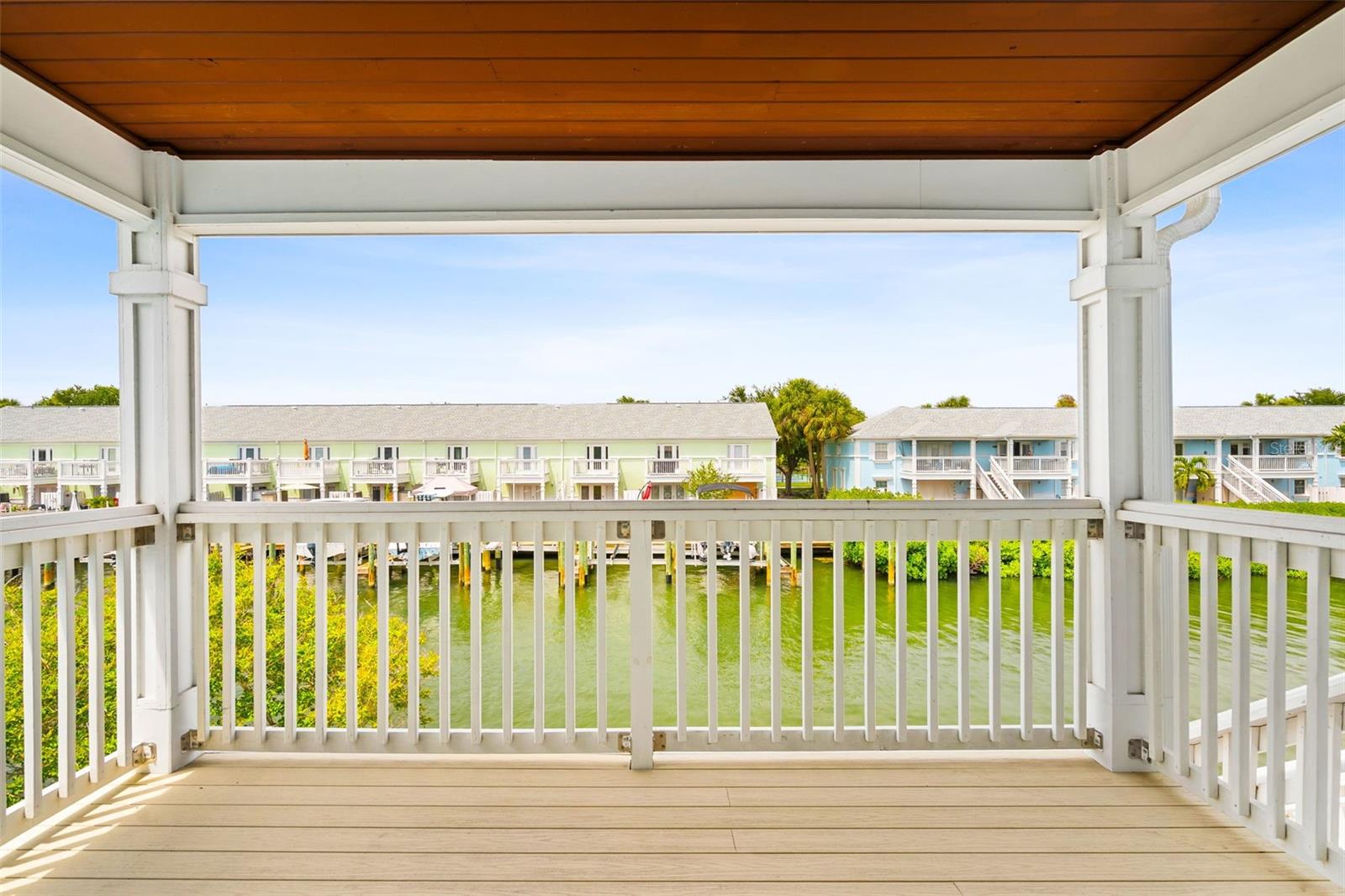 5052 STARFISH DR SE #D, ST PETERSBURG, FL, 33705