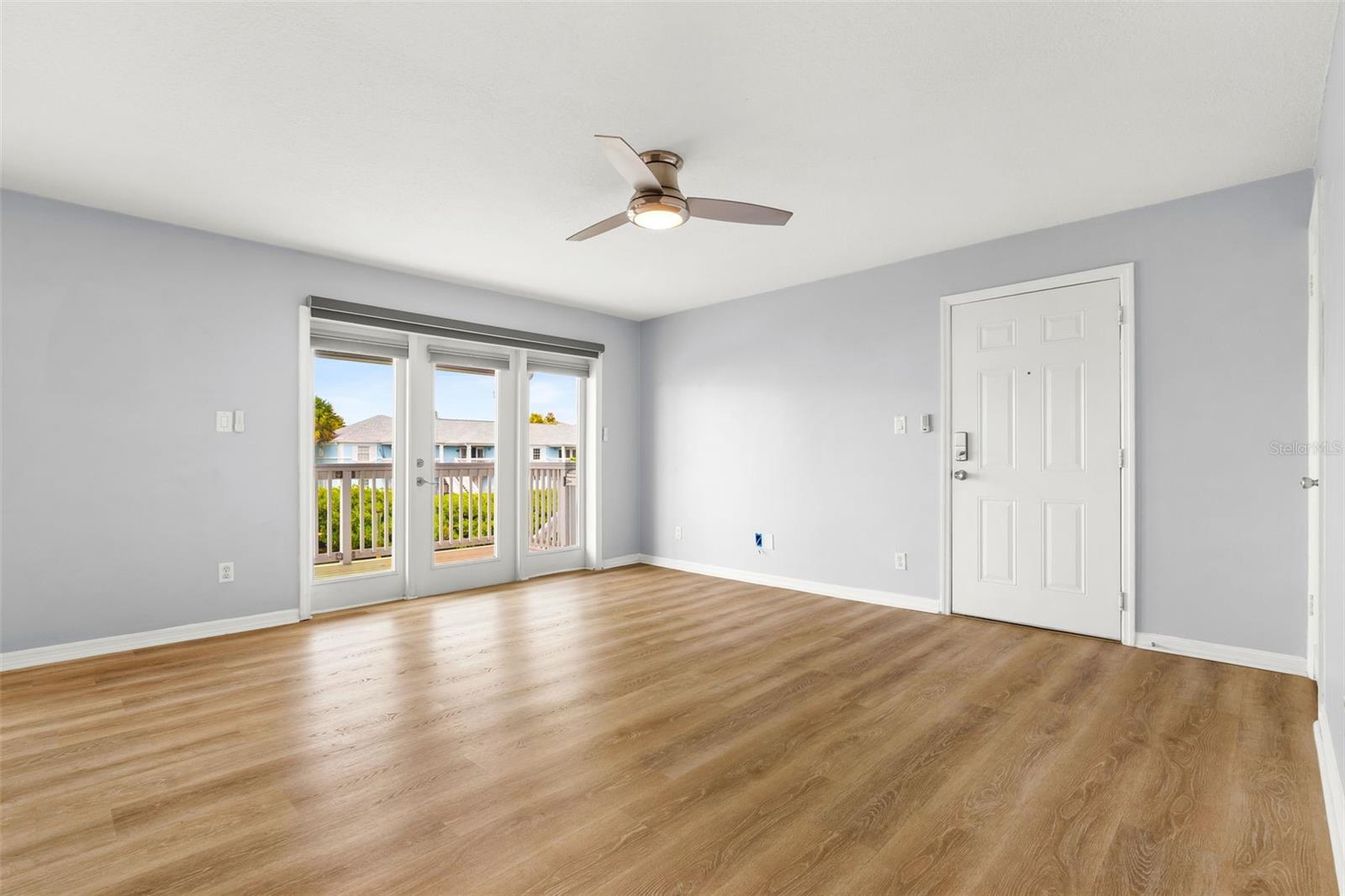 5052 STARFISH DR SE #D, ST PETERSBURG, FL, 33705