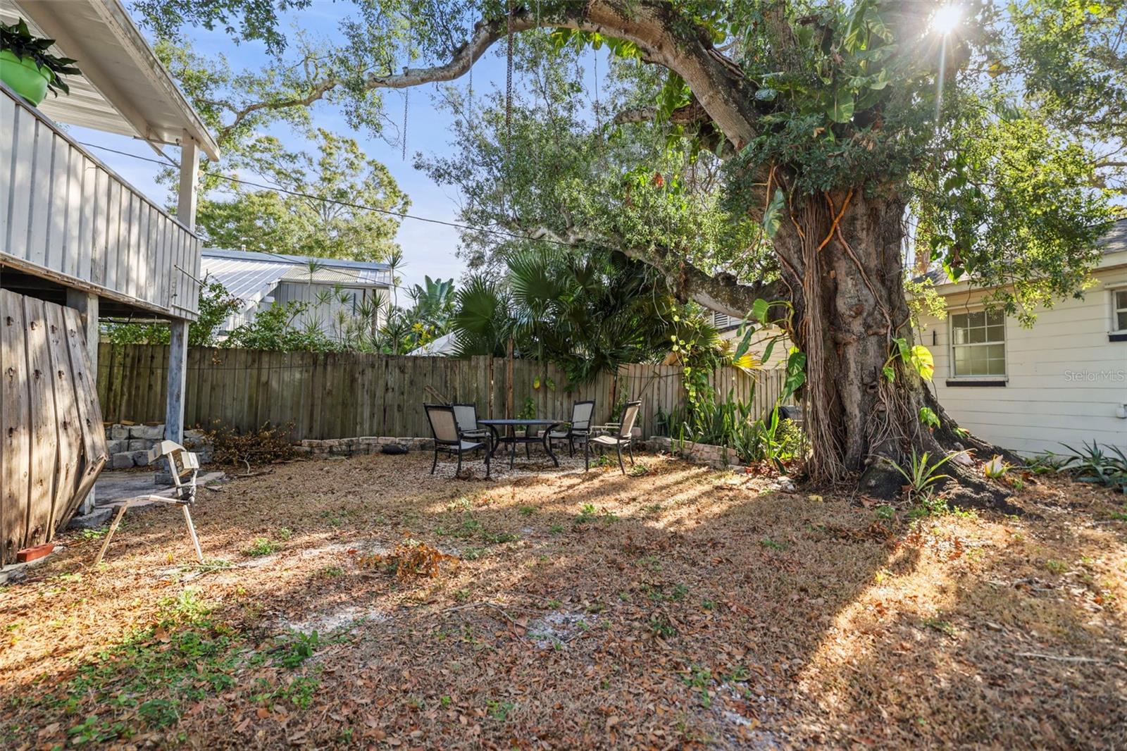 1511 35TH AVE N, ST PETERSBURG, FL, 33704