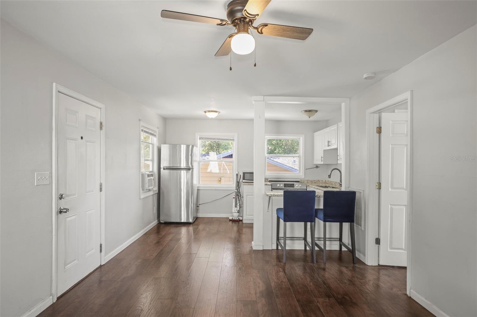 1511 35TH AVE N, ST PETERSBURG, FL, 33704