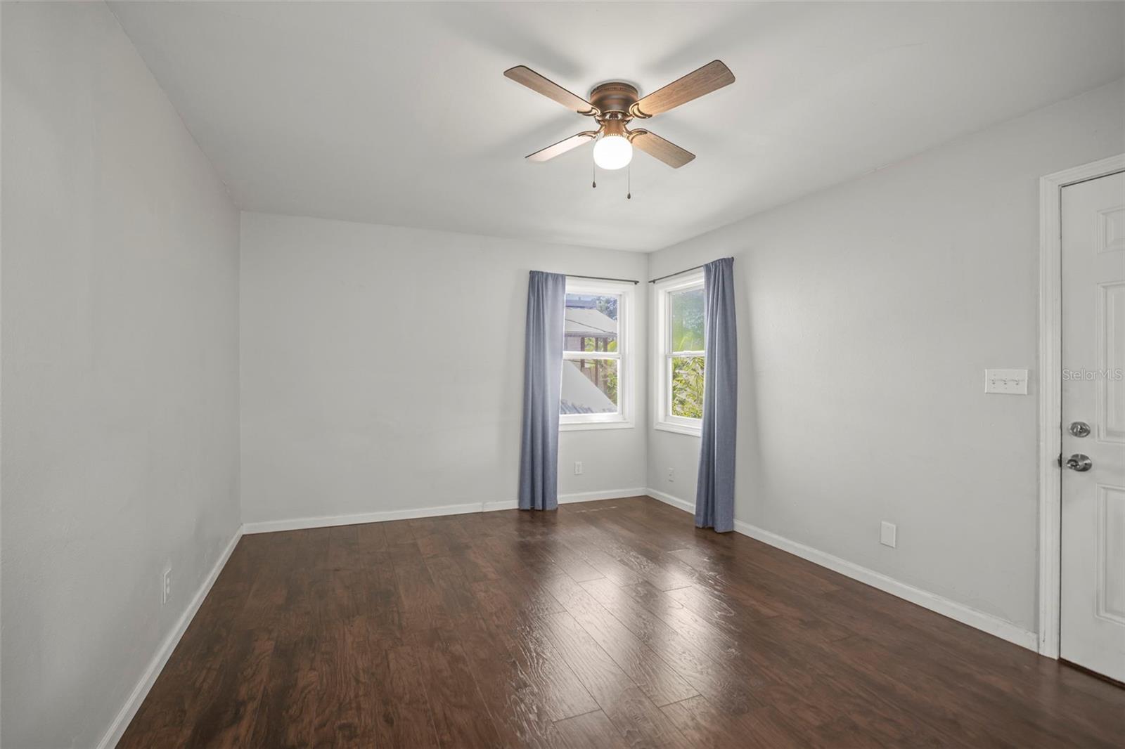 1511 35TH AVE N, ST PETERSBURG, FL, 33704