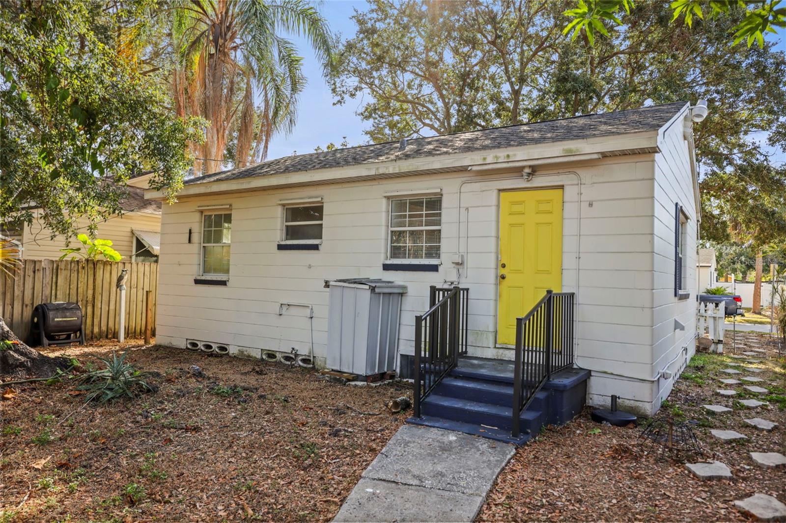 1511 35TH AVE N, ST PETERSBURG, FL, 33704
