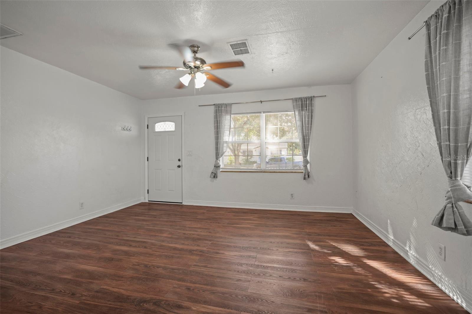 1511 35TH AVE N, ST PETERSBURG, FL, 33704