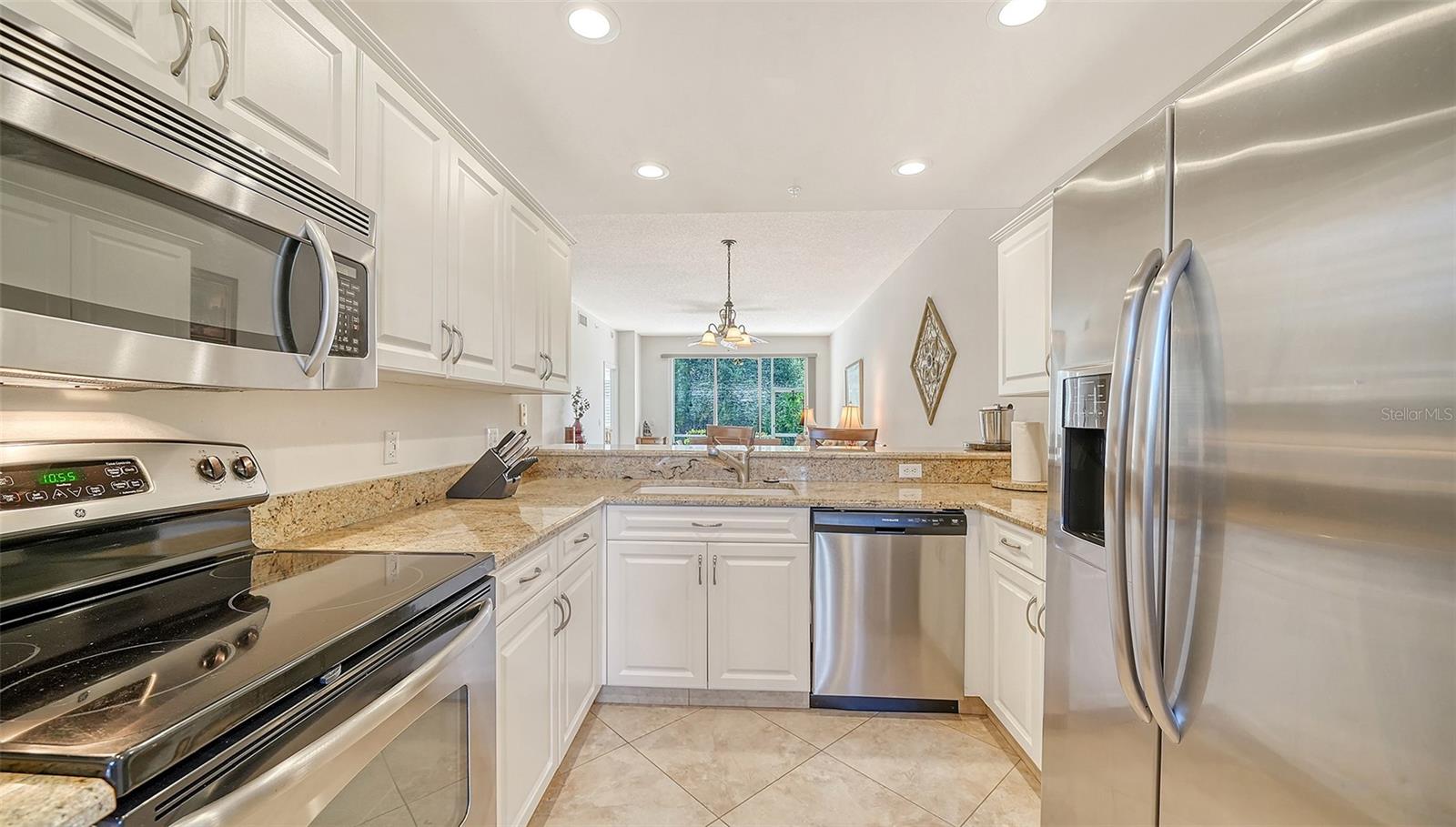 4655 TOWER HILL LN #2414, SARASOTA, FL, 34238