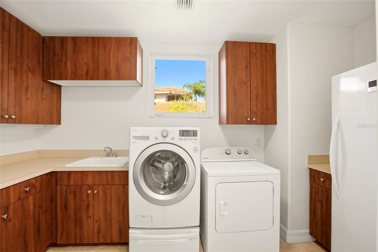 8417 LONE EAGLE WAY, SARASOTA, FL, 34241