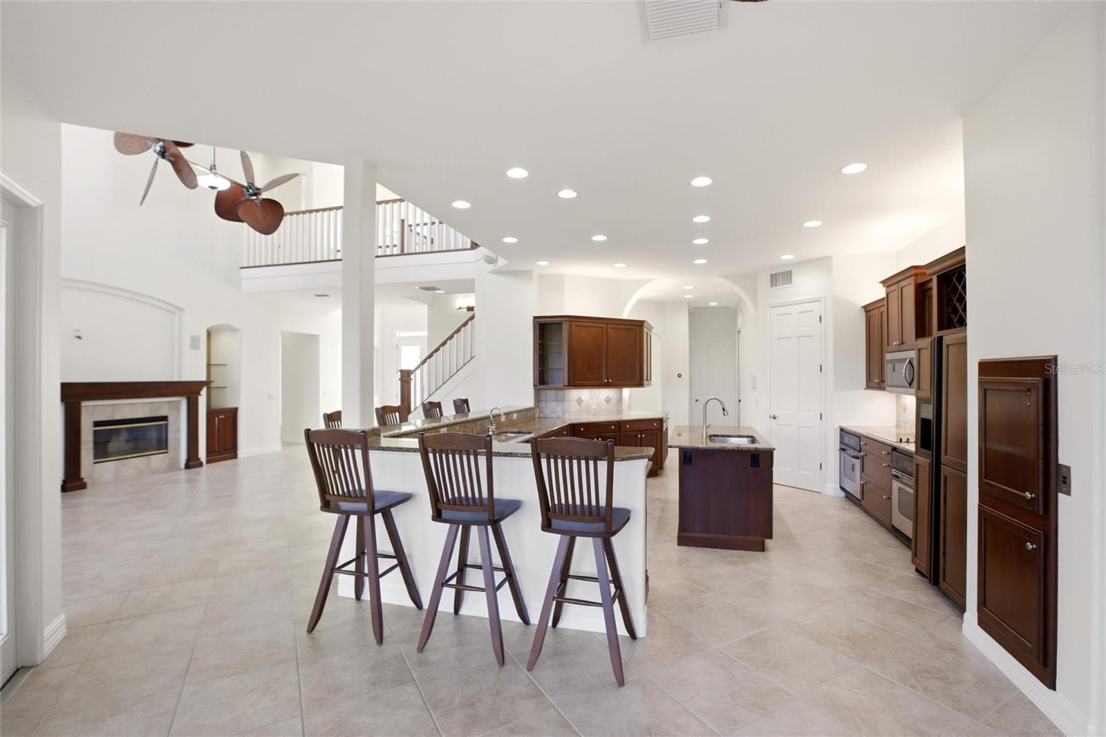 8417 LONE EAGLE WAY, SARASOTA, FL, 34241