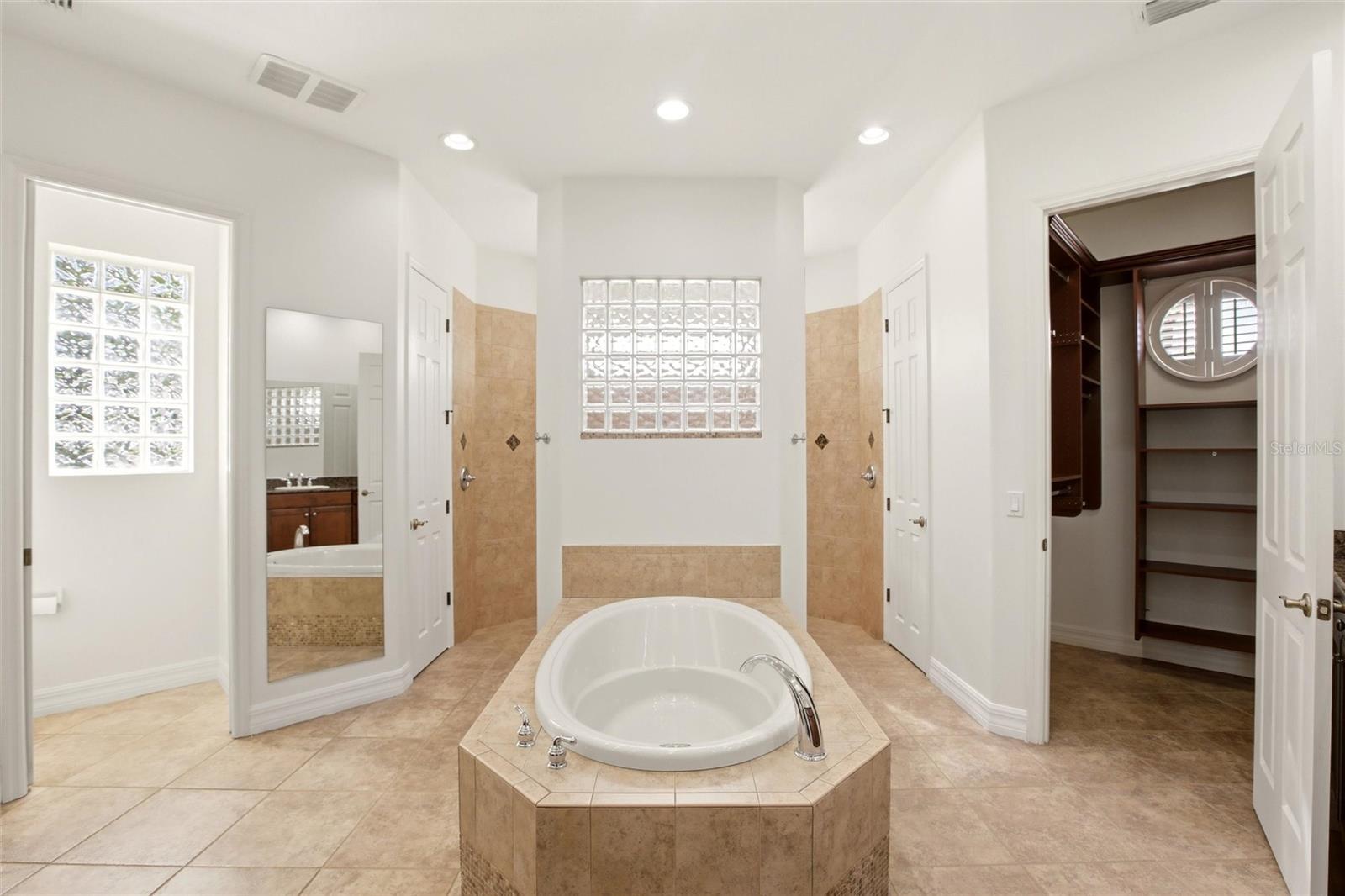 8417 LONE EAGLE WAY, SARASOTA, FL, 34241