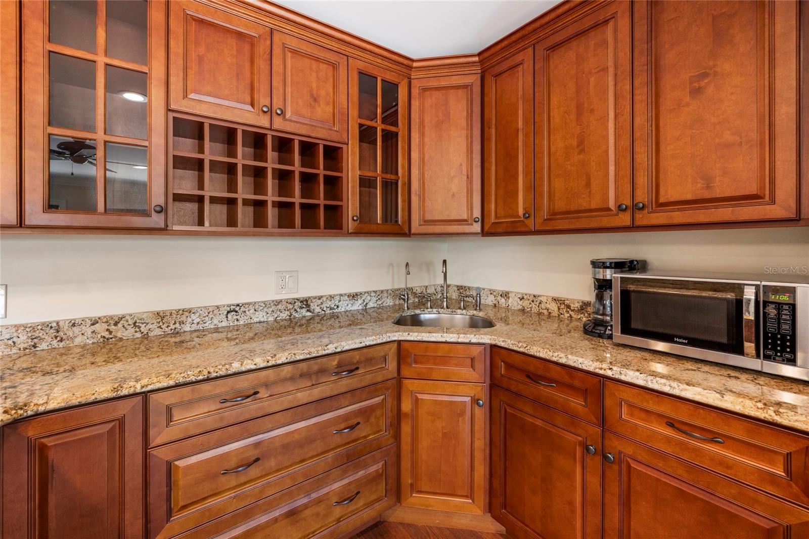 6139 HOLLYWOOD BLVD, SARASOTA, FL, 34231