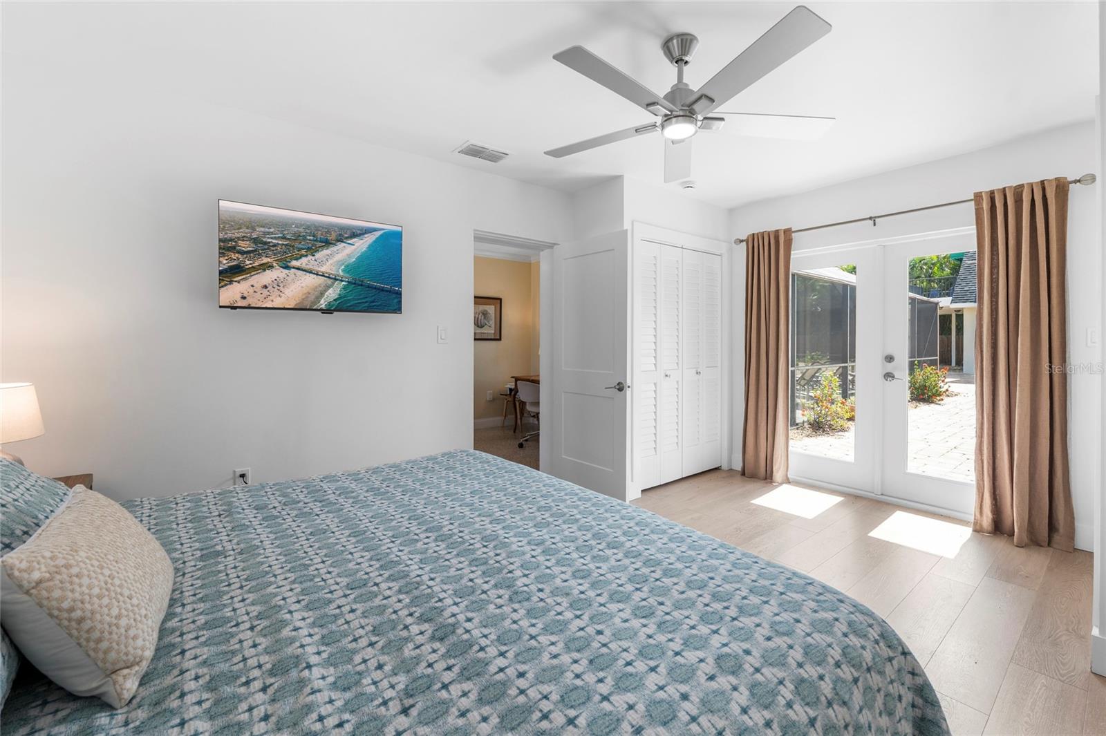6139 HOLLYWOOD BLVD, SARASOTA, FL, 34231
