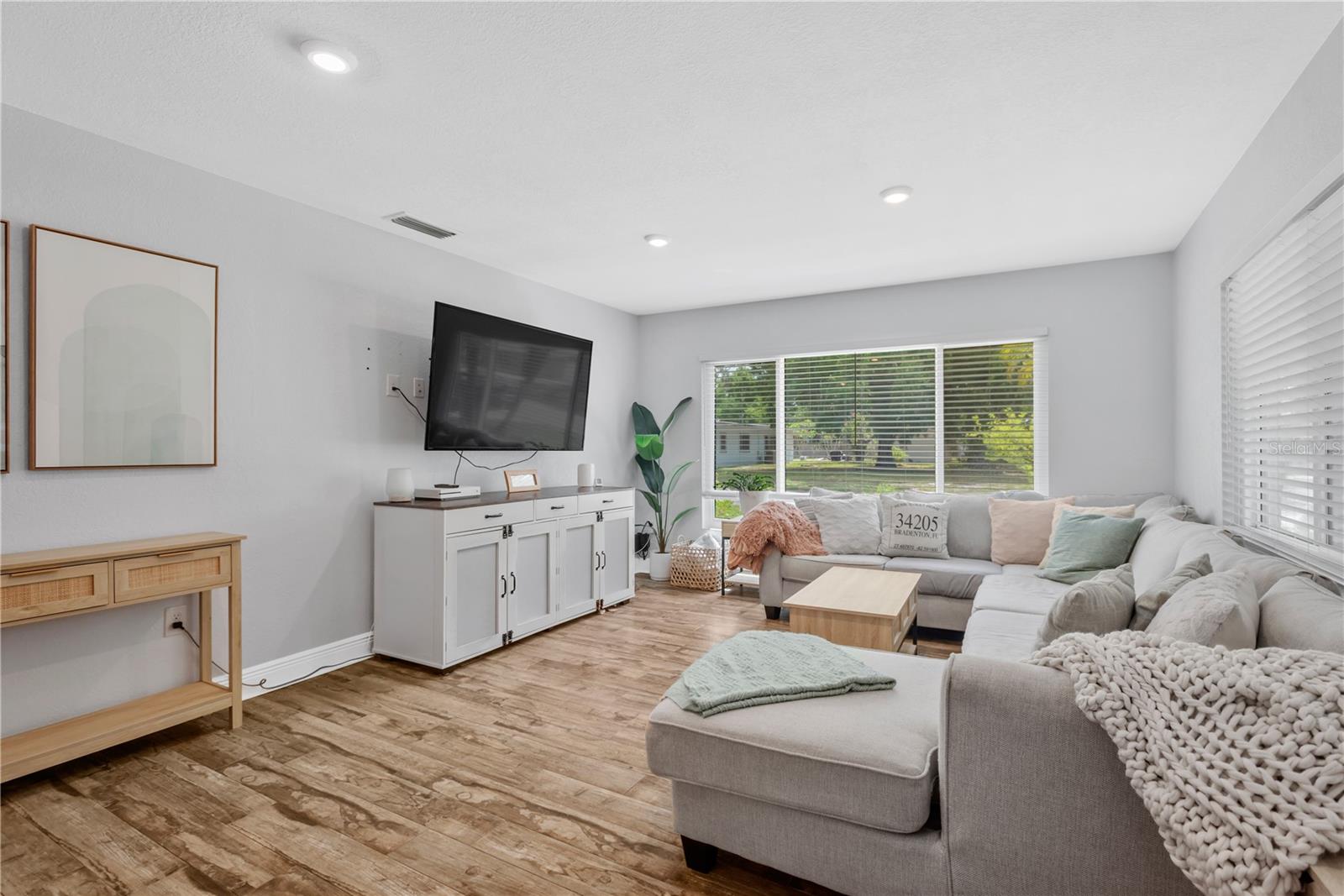 1306 30TH ST W, BRADENTON, FL, 34205