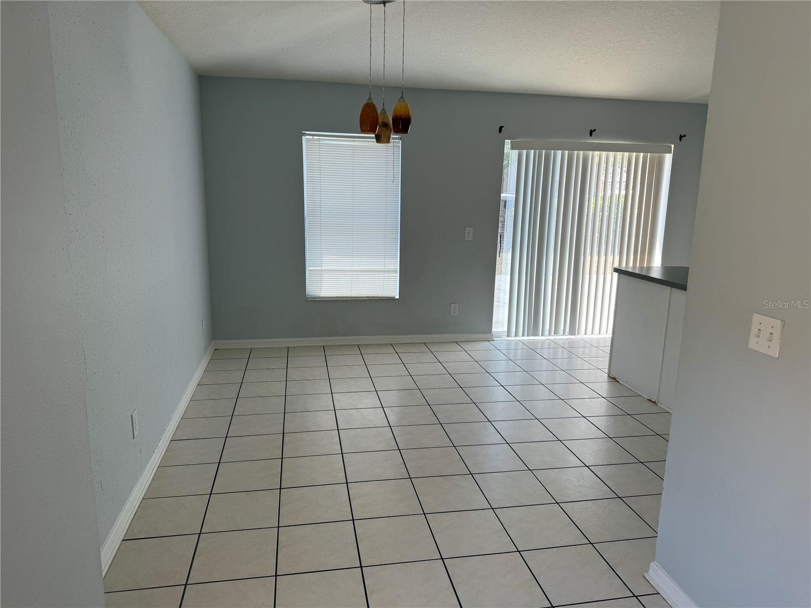 10925 SUBTLE TRAIL DR, RIVERVIEW, FL, 33579