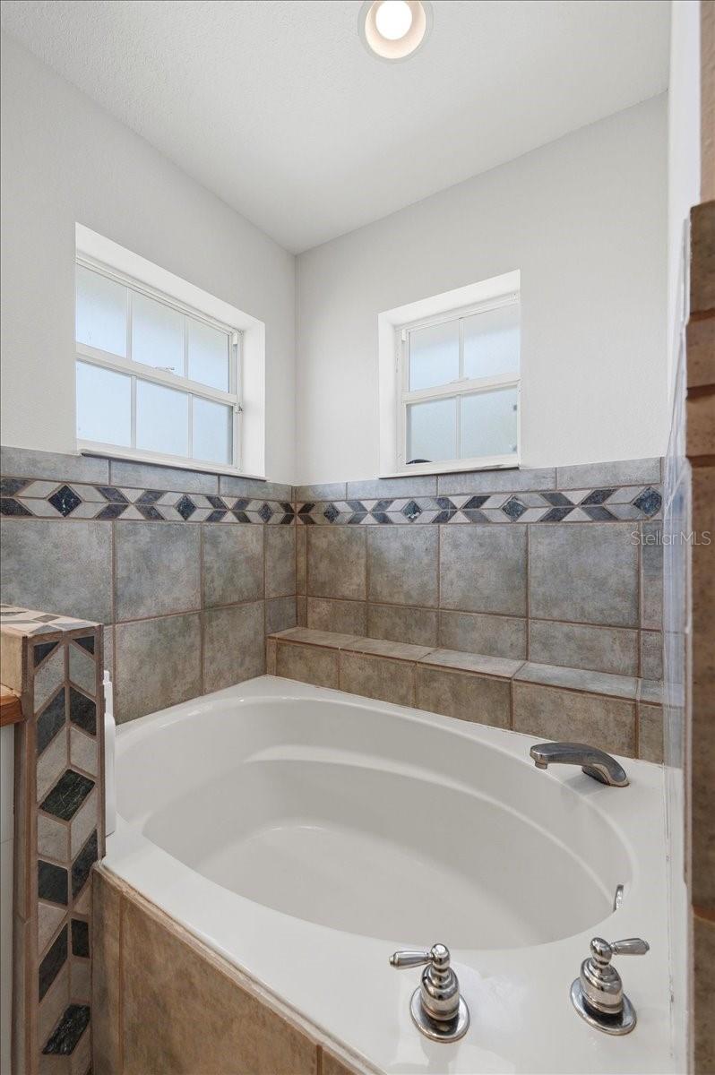 1503 AUBURN OAKS BLVD, AUBURNDALE, FL, 33823