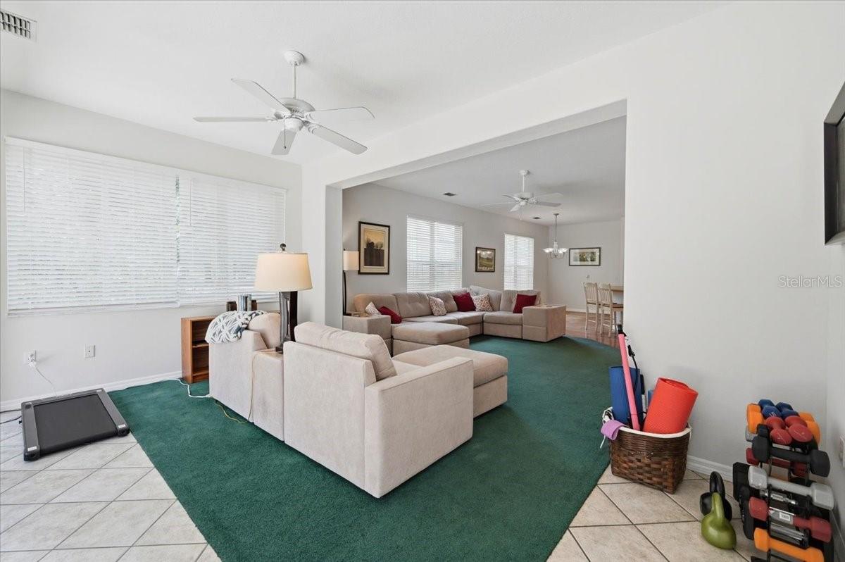 1503 AUBURN OAKS BLVD, AUBURNDALE, FL, 33823