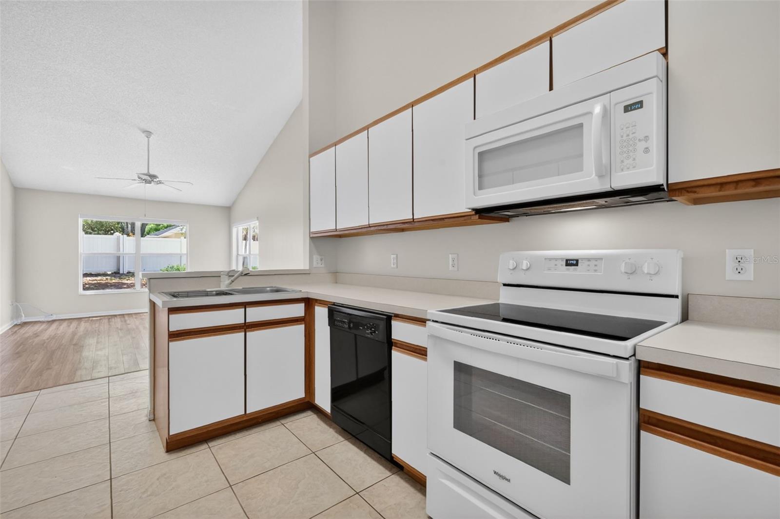 2615 MAYWOOD ST, EUSTIS, FL, 32726