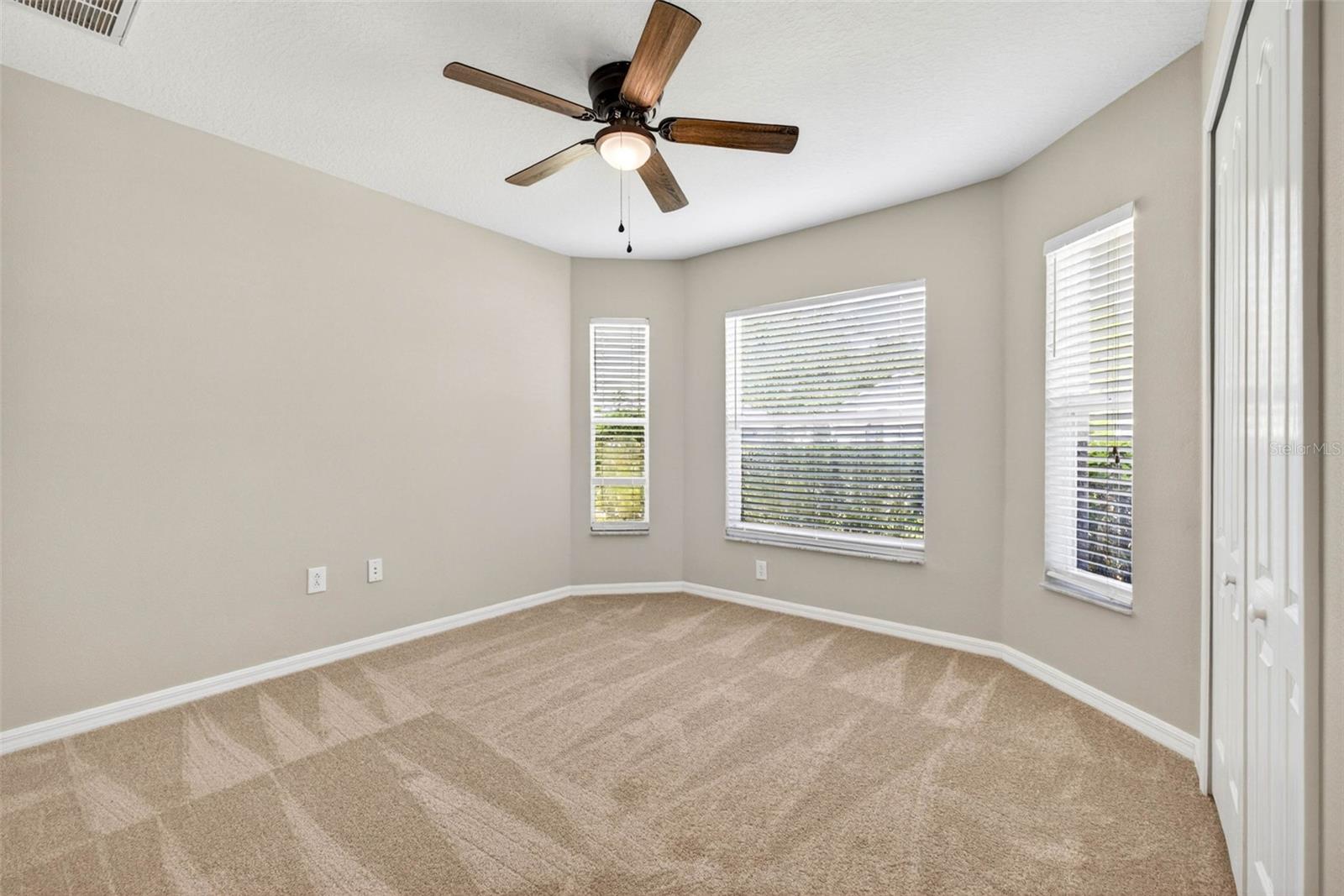 1235 KATAHDIN CT, WESLEY CHAPEL, FL, 33543