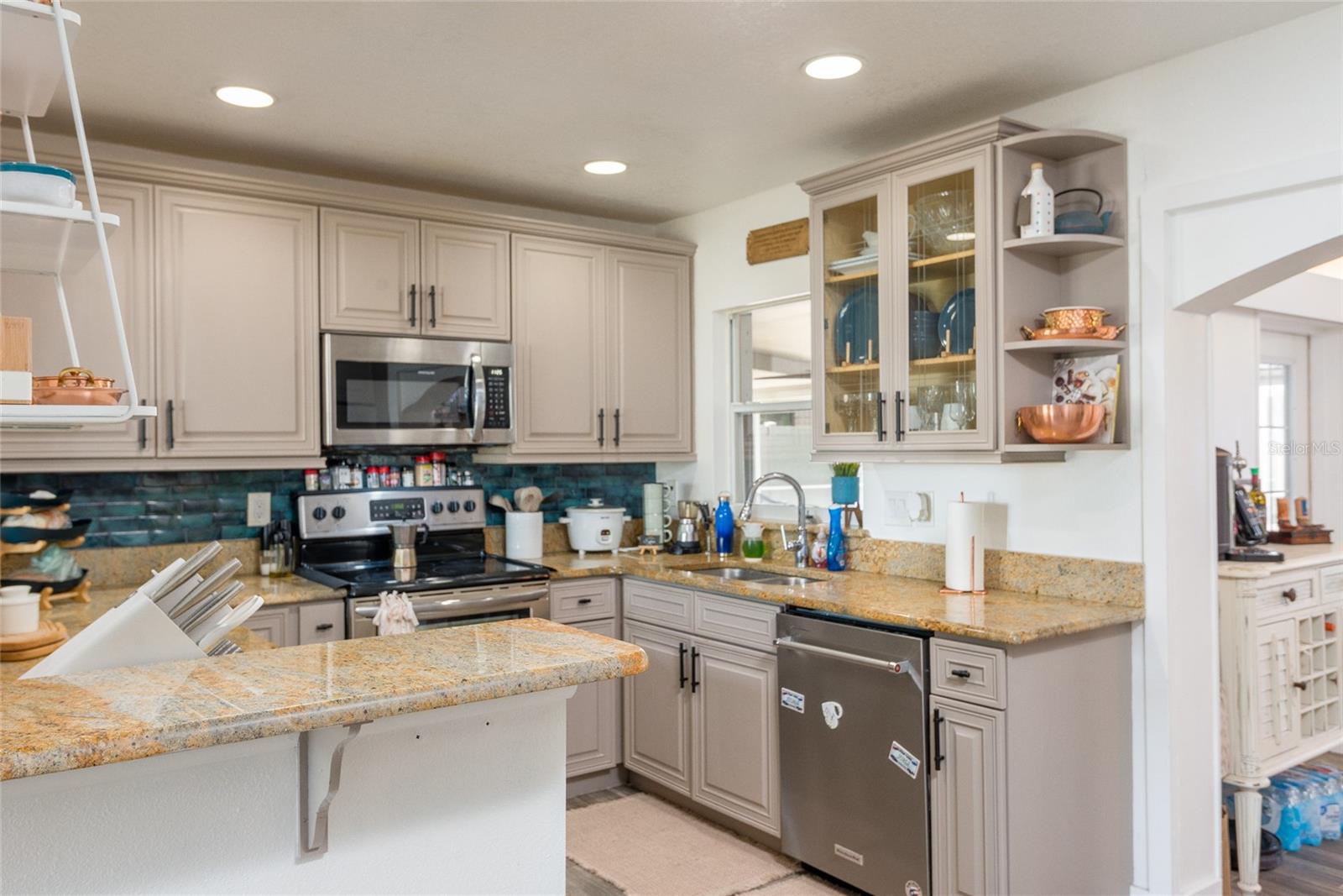 503 HEDGE ROW RD, BRANDON, FL, 33510