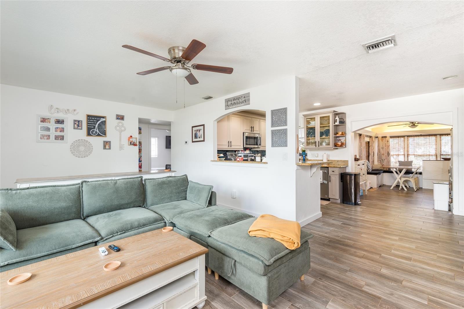 503 HEDGE ROW RD, BRANDON, FL, 33510