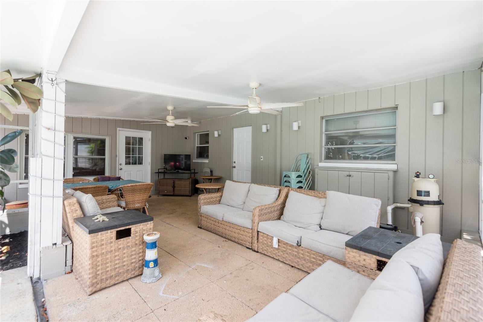 503 HEDGE ROW RD, BRANDON, FL, 33510