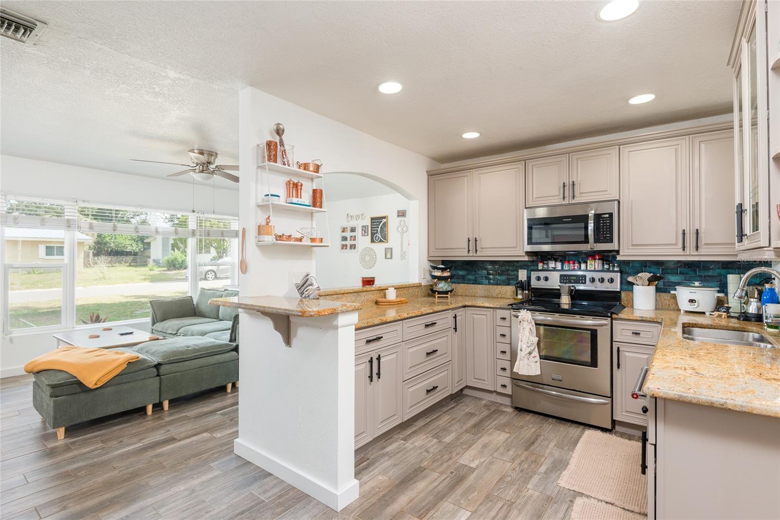 503 HEDGE ROW RD, BRANDON, FL, 33510