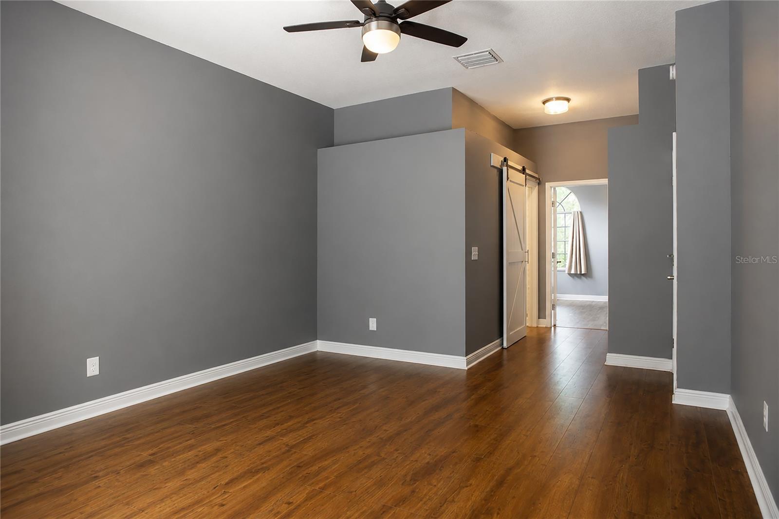 5622 GLENCREST BLVD, TAMPA, FL, 33625