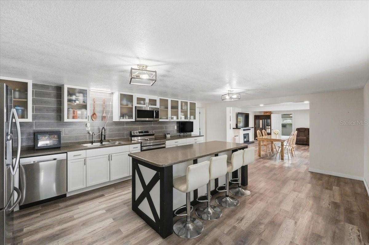 3437 EDWARD ST, LAKE WALES, FL, 33859