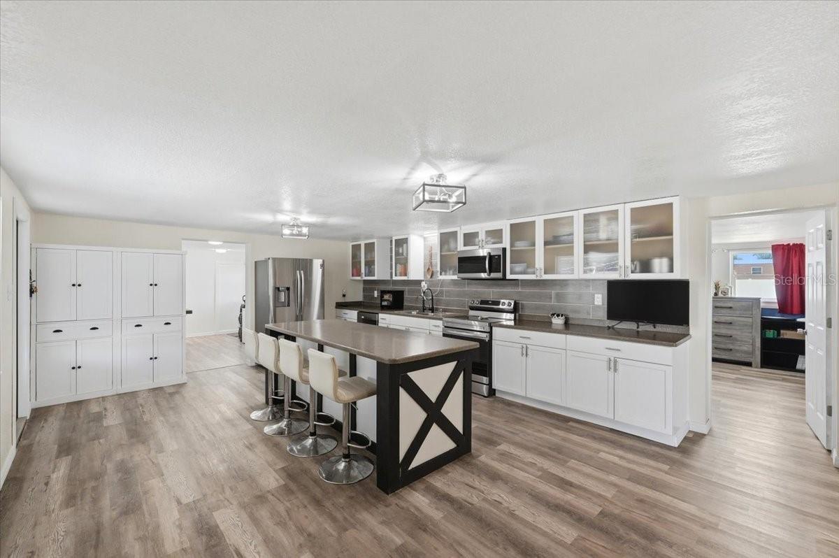 3437 EDWARD ST, LAKE WALES, FL, 33859
