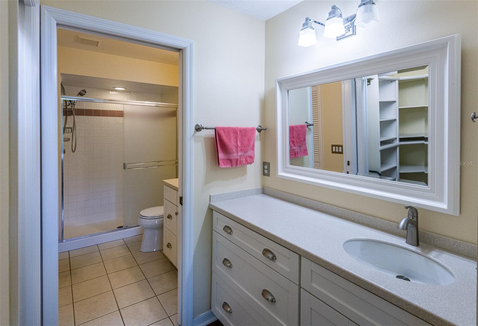 5658 SHEFFIELD GREENE CIR #66-17, SARASOTA, FL, 34235
