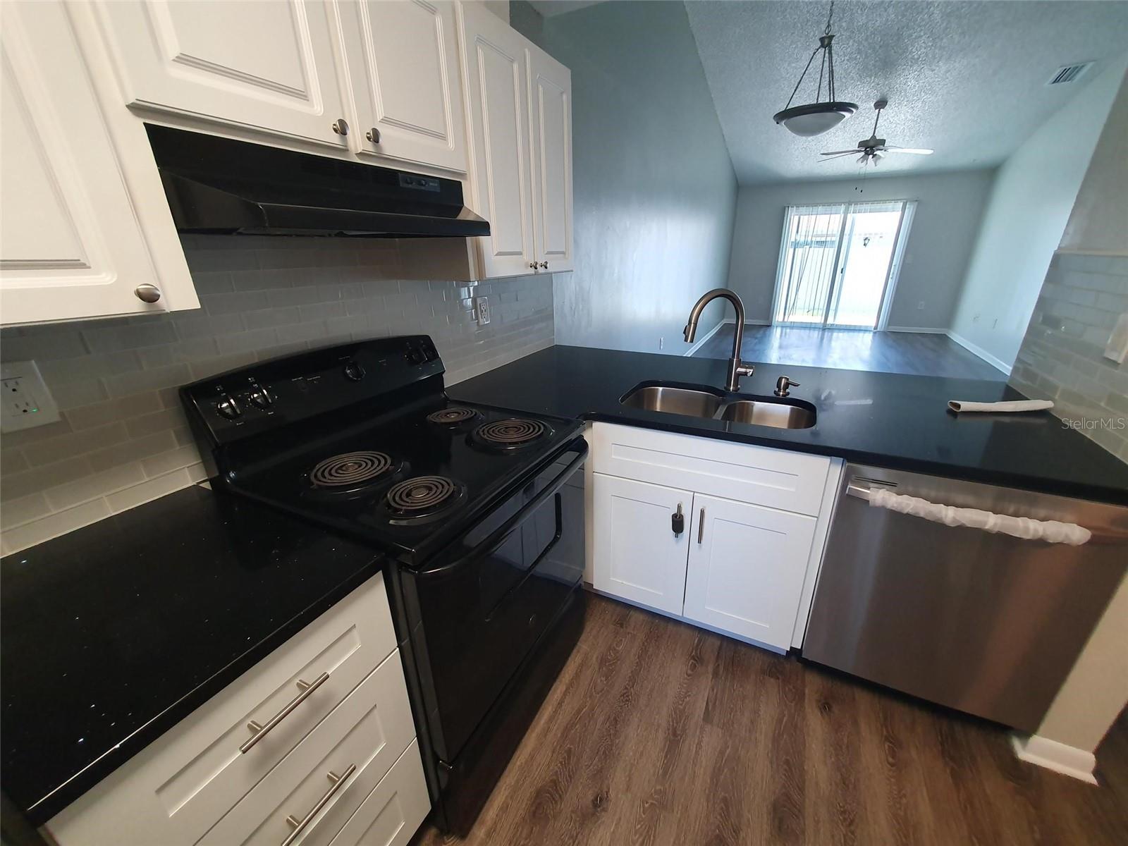 1851 ORANGE BOULEVARD WAY, PALM HARBOR, FL, 34683