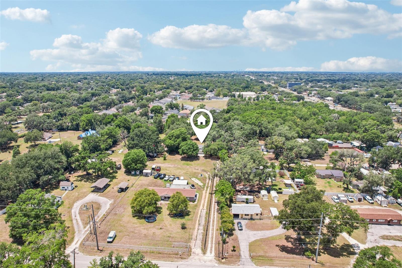 126 S SAINT CLOUD AVE, VALRICO, FL, 33594