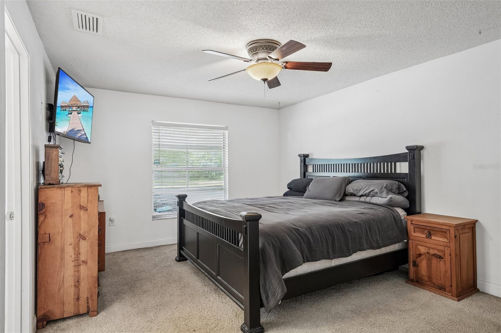 126 S SAINT CLOUD AVE, VALRICO, FL, 33594