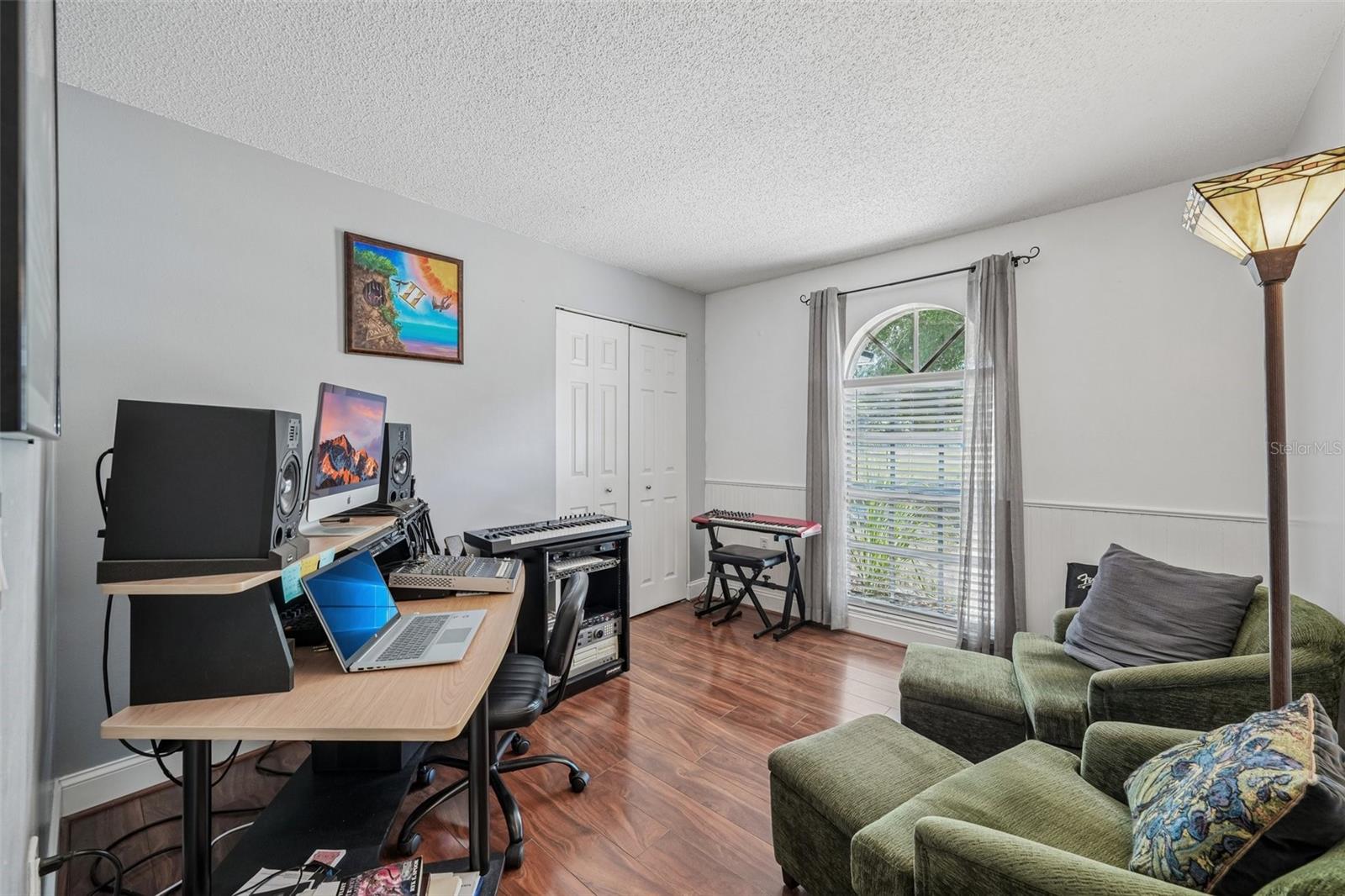 126 S SAINT CLOUD AVE, VALRICO, FL, 33594