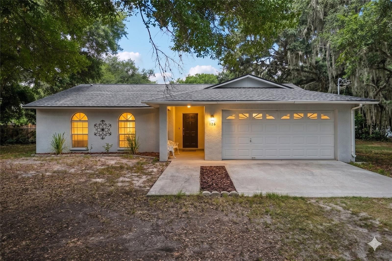126 S SAINT CLOUD AVE, VALRICO, FL, 33594