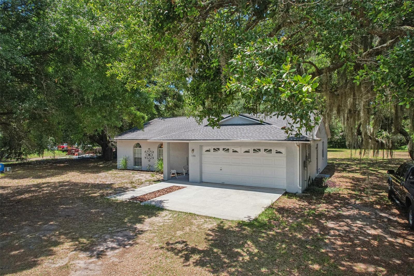 126 S SAINT CLOUD AVE, VALRICO, FL, 33594