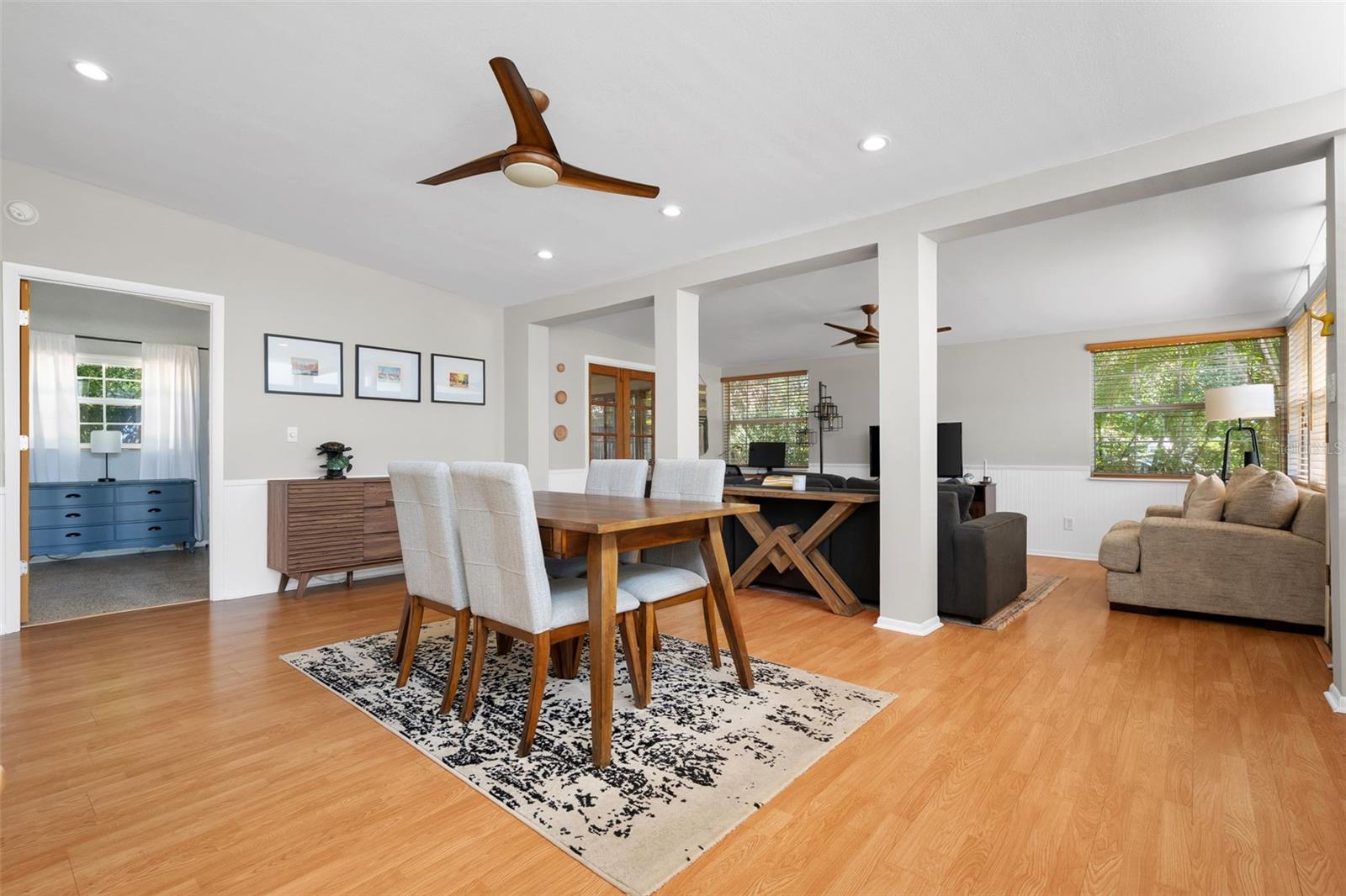 6800 ONYX DR N, ST PETERSBURG, FL, 33702