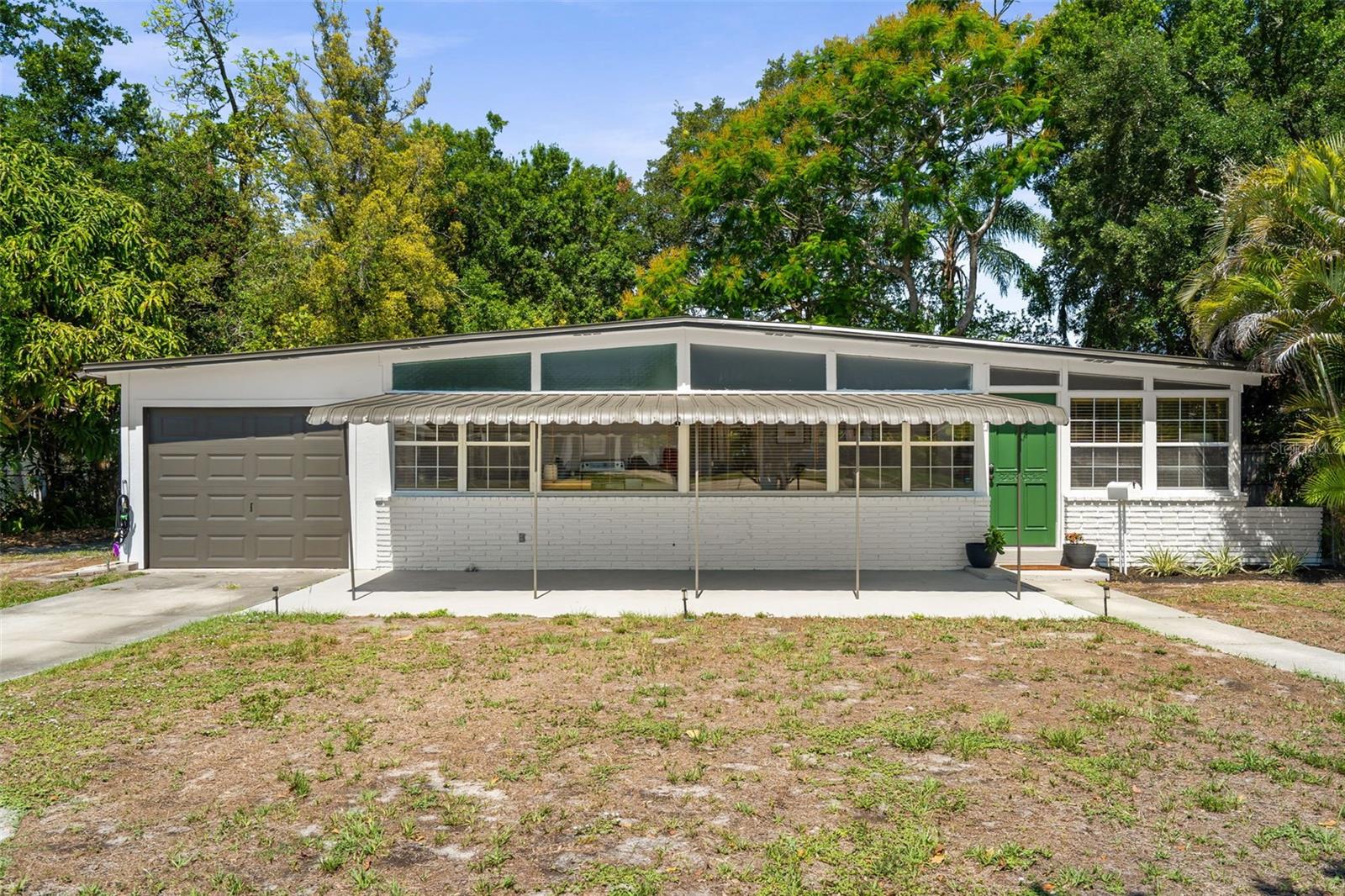 6800 ONYX DR N, ST PETERSBURG, FL, 33702