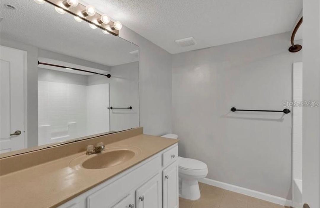 12102 POPPY FIELD LN #105, ORLANDO, FL, 32837