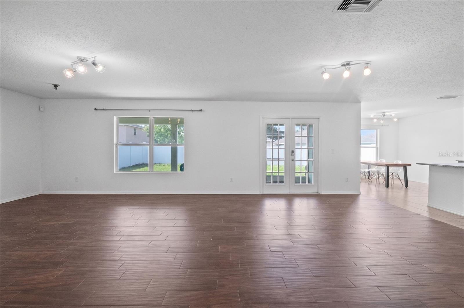 2330 PLANTATION OAK DR, ORLANDO, FL, 32824