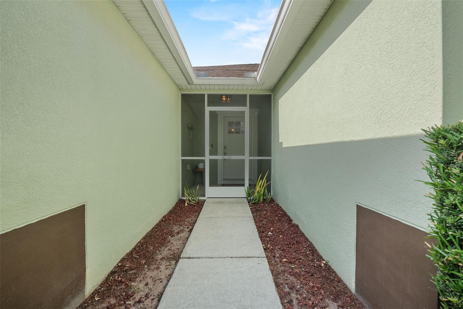 2330 PLANTATION OAK DR, ORLANDO, FL, 32824