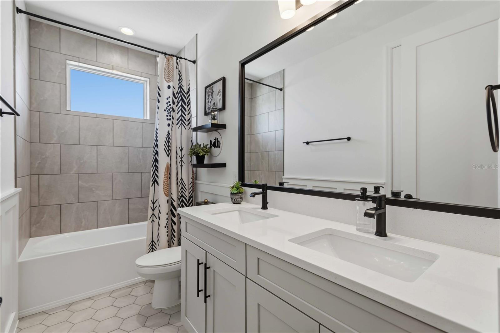 17506 SAVORY MIST CIR, BRADENTON, FL, 34211