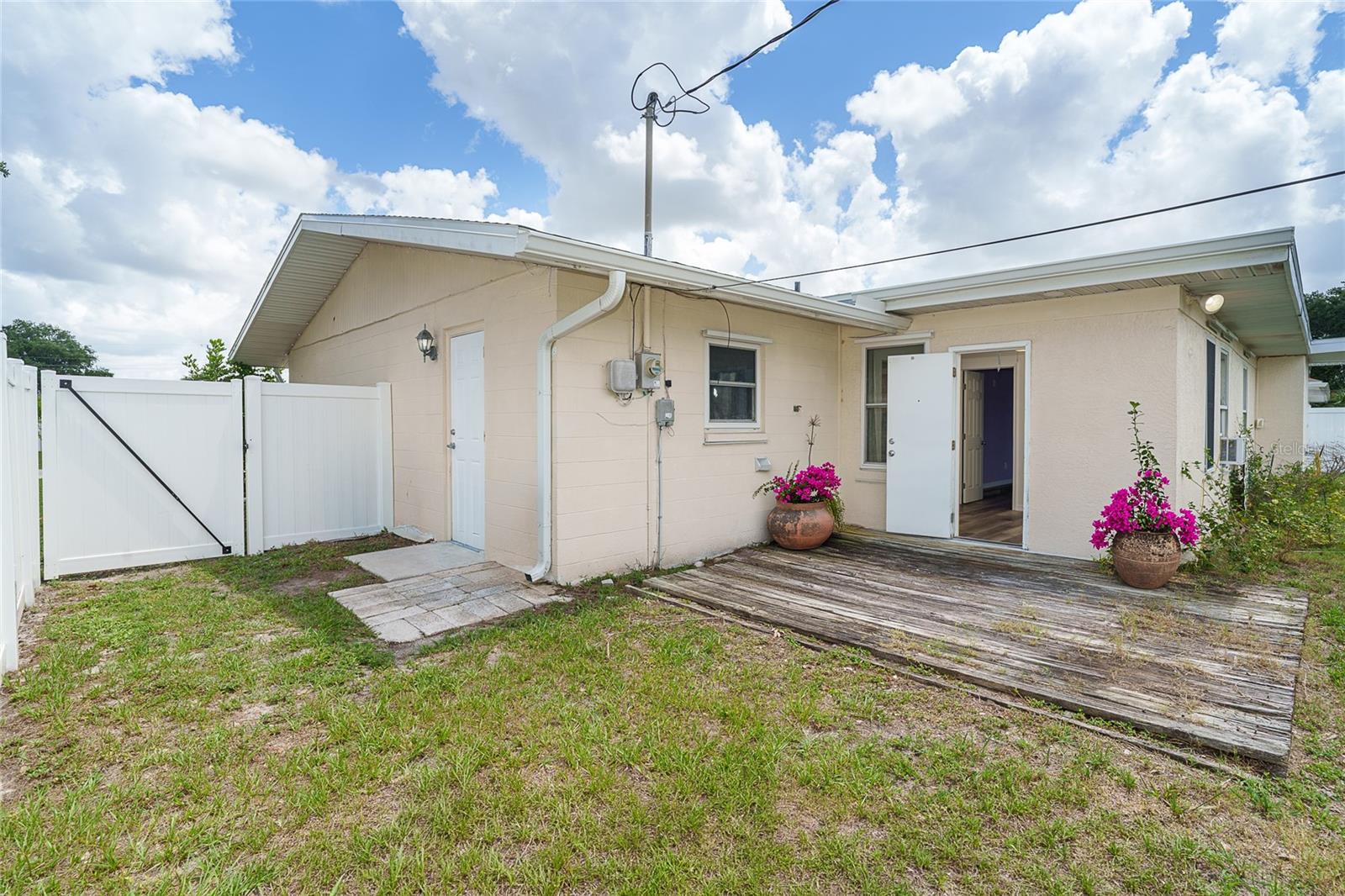 22129 ROCHESTER AVE, PORT CHARLOTTE, FL, 33952