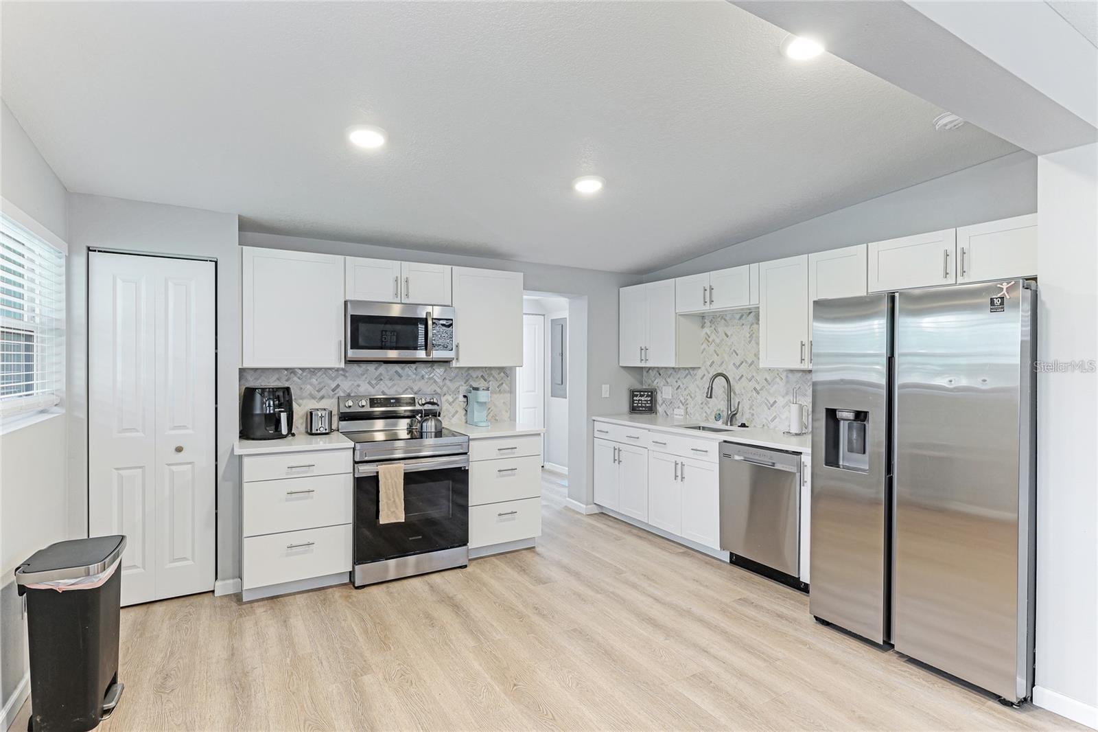 1023 ROBERTA ST, VENICE, FL, 34285