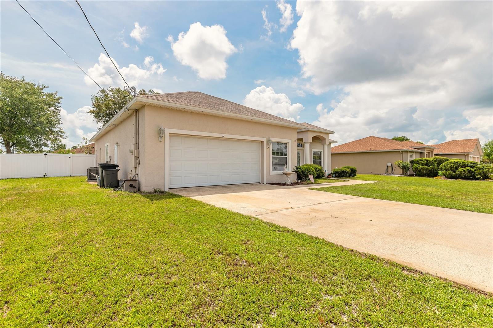 8 LAMOYNE LN, PALM COAST, FL, 32137