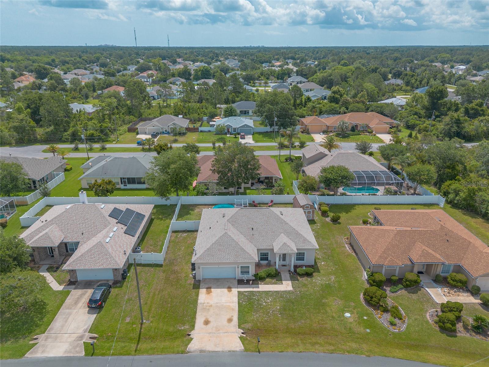8 LAMOYNE LN, PALM COAST, FL, 32137