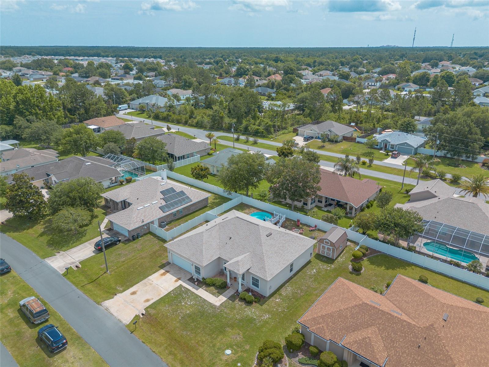8 LAMOYNE LN, PALM COAST, FL, 32137