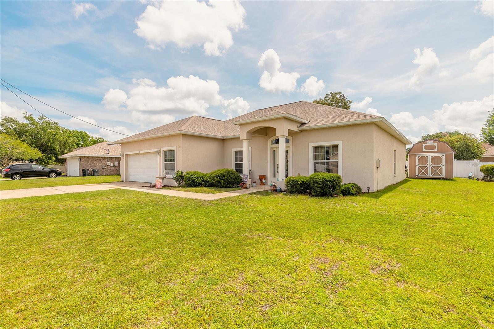 8 LAMOYNE LN, PALM COAST, FL, 32137