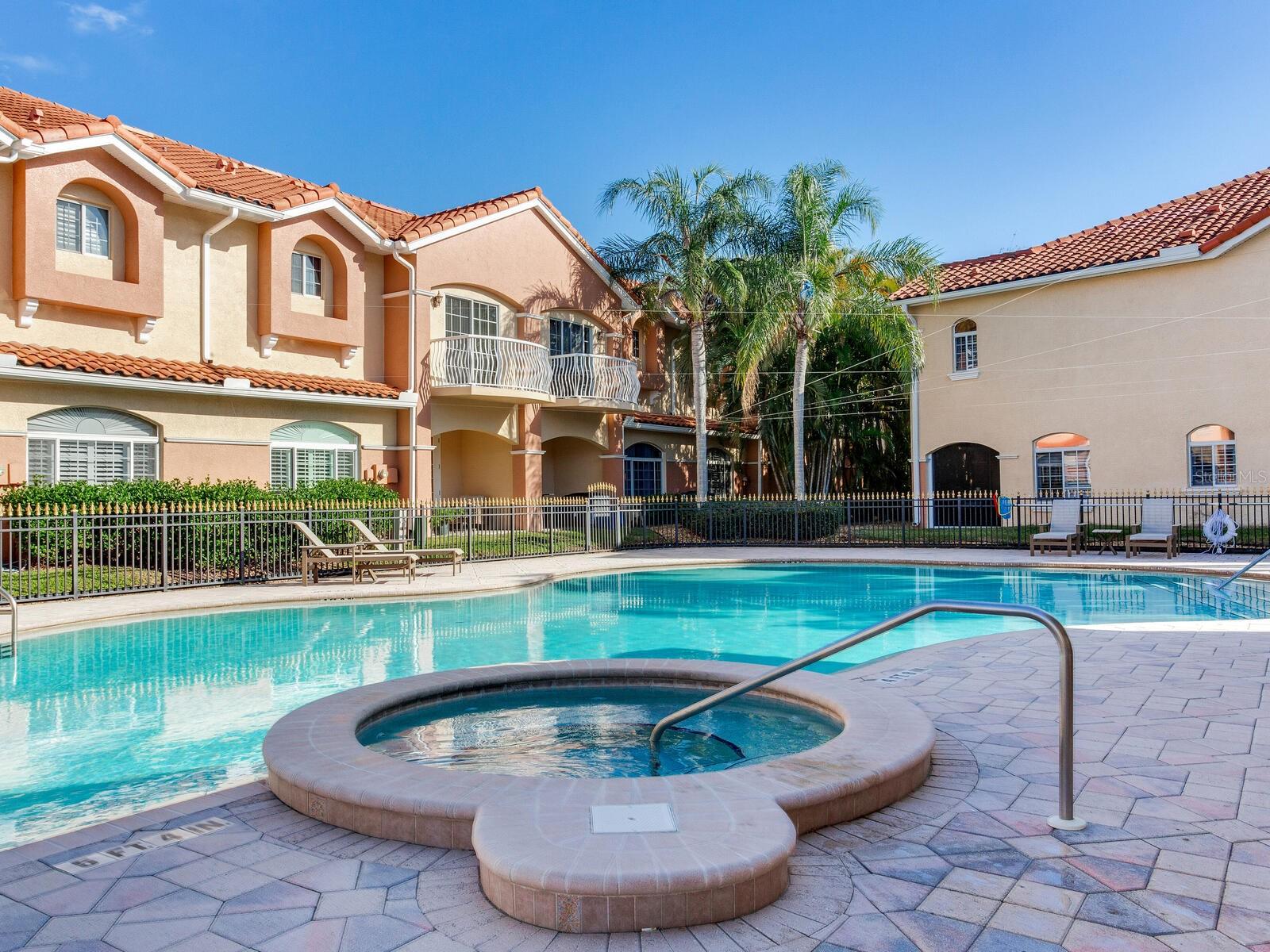 6302 VISTA VERDE DR E, ST PETERSBURG, FL, 33707