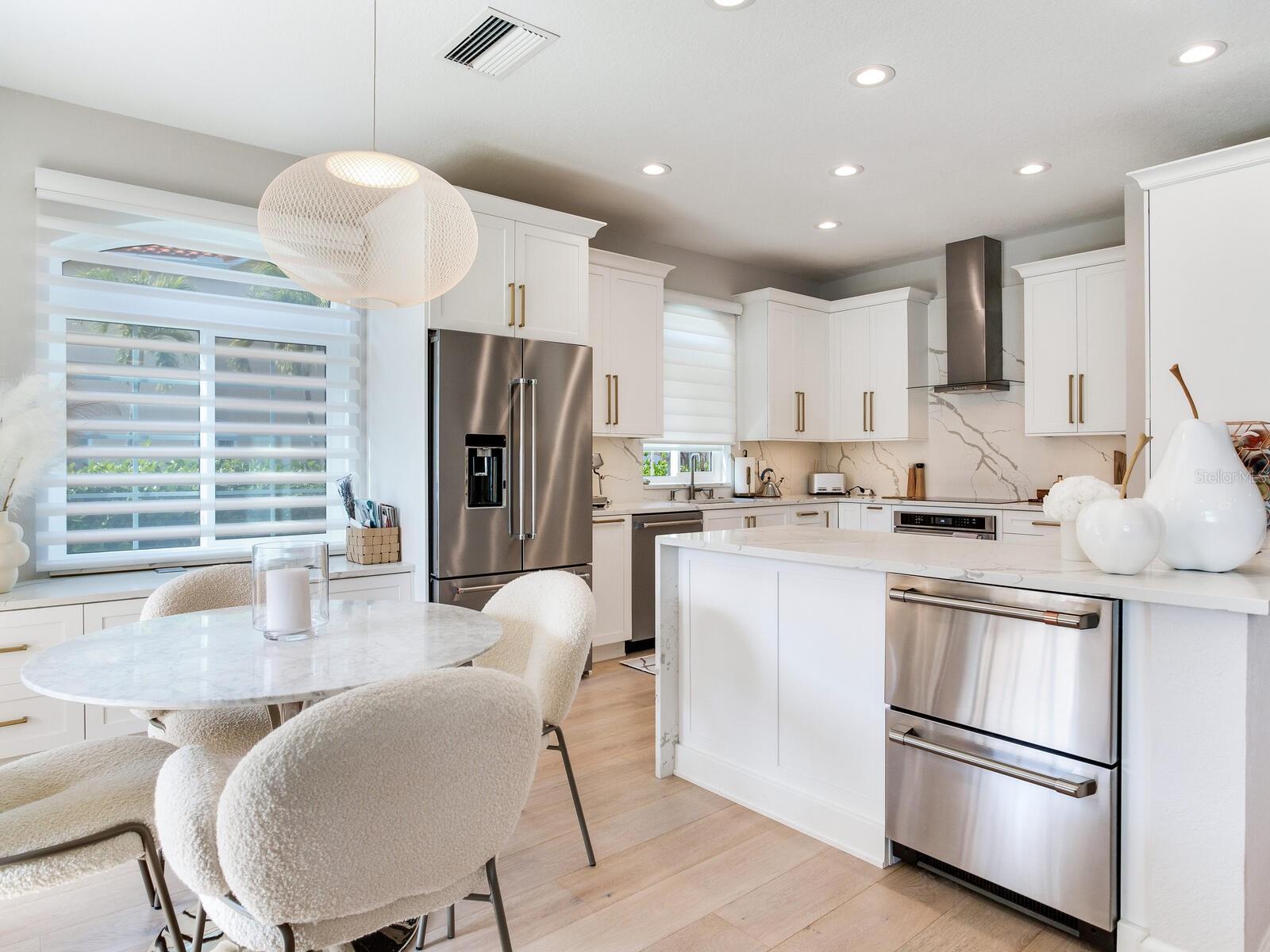 6302 VISTA VERDE DR E, ST PETERSBURG, FL, 33707