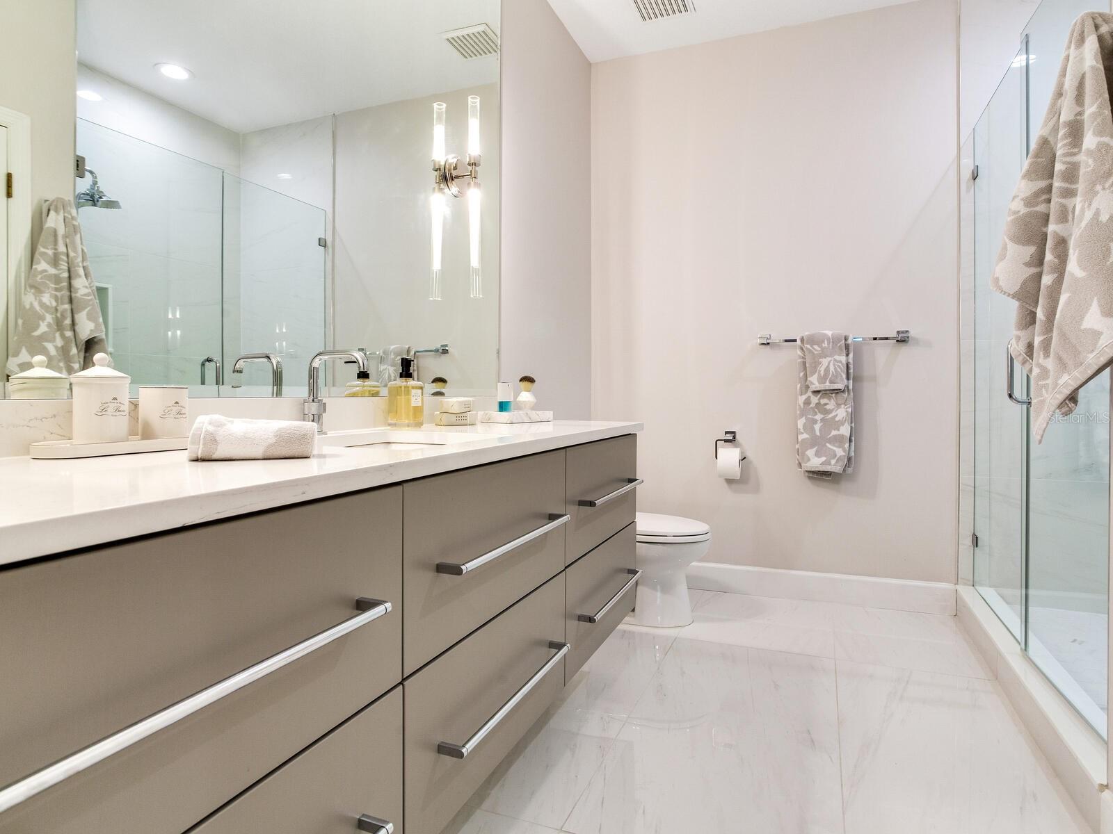 6302 VISTA VERDE DR E, ST PETERSBURG, FL, 33707