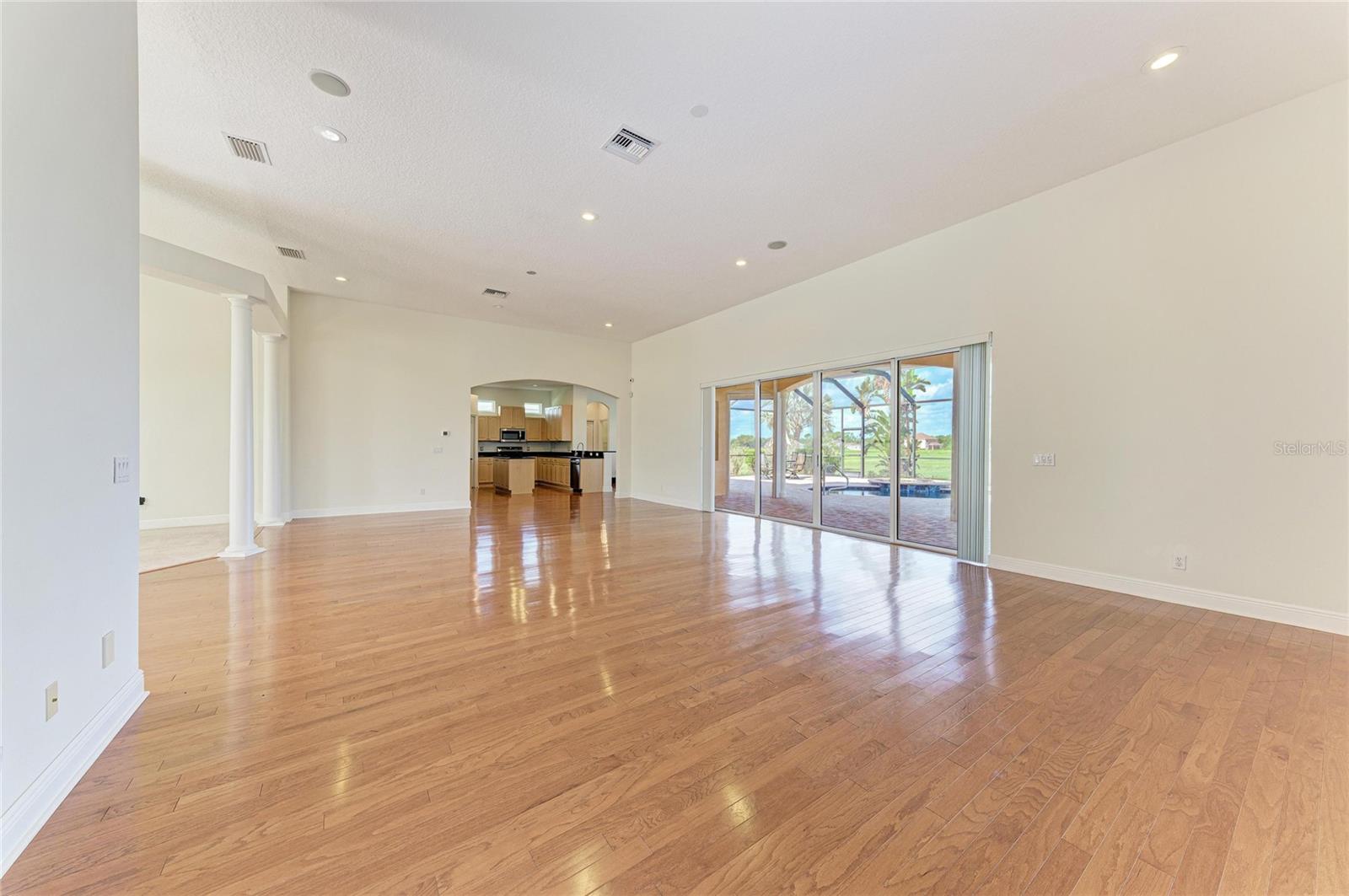 5605 LAKE PADDOCK CIR, PARRISH, FL, 34219